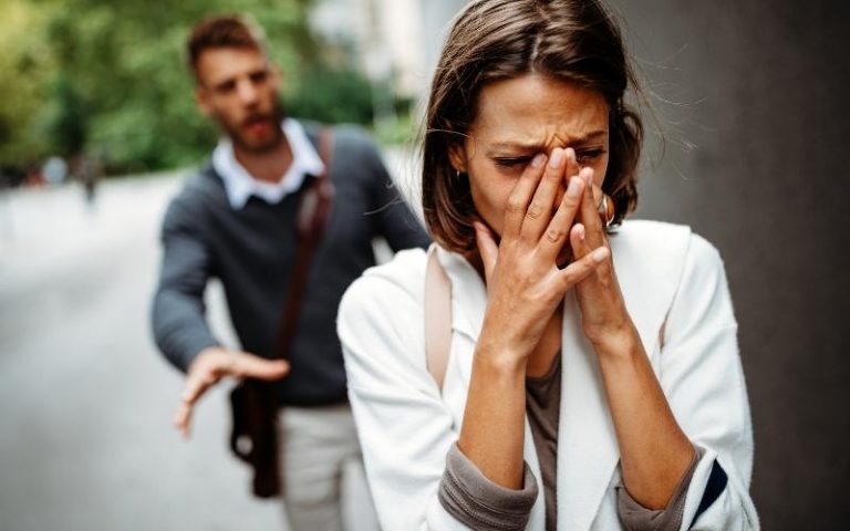 思わず泣いてしまう切ない離婚「今夜、観たい映画」