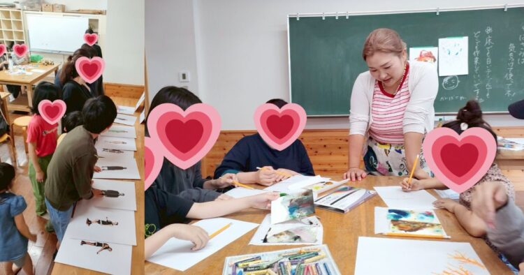 「うまく描こうとしなくていいよ」と伝えることから始まったワークショップ